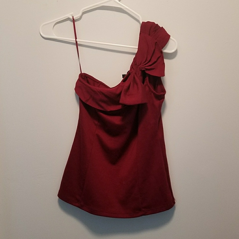 One shoulder maroon top size xs
